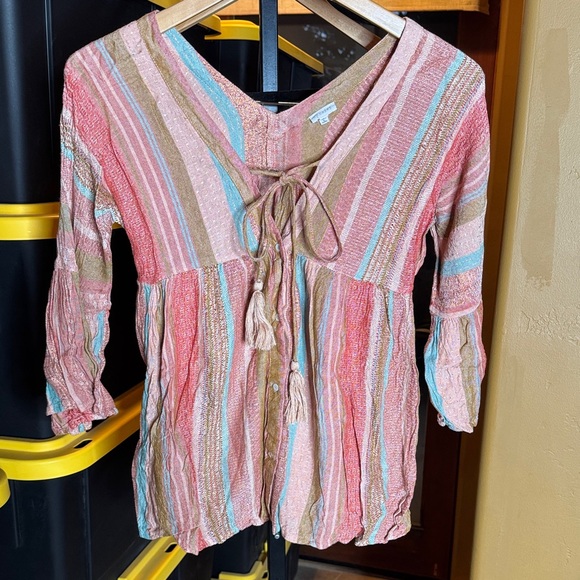 NWT En Crème Boho Metallic Stripe Peasant Top Tassel Tie V-Neck Size Small - Picture 2 of 9